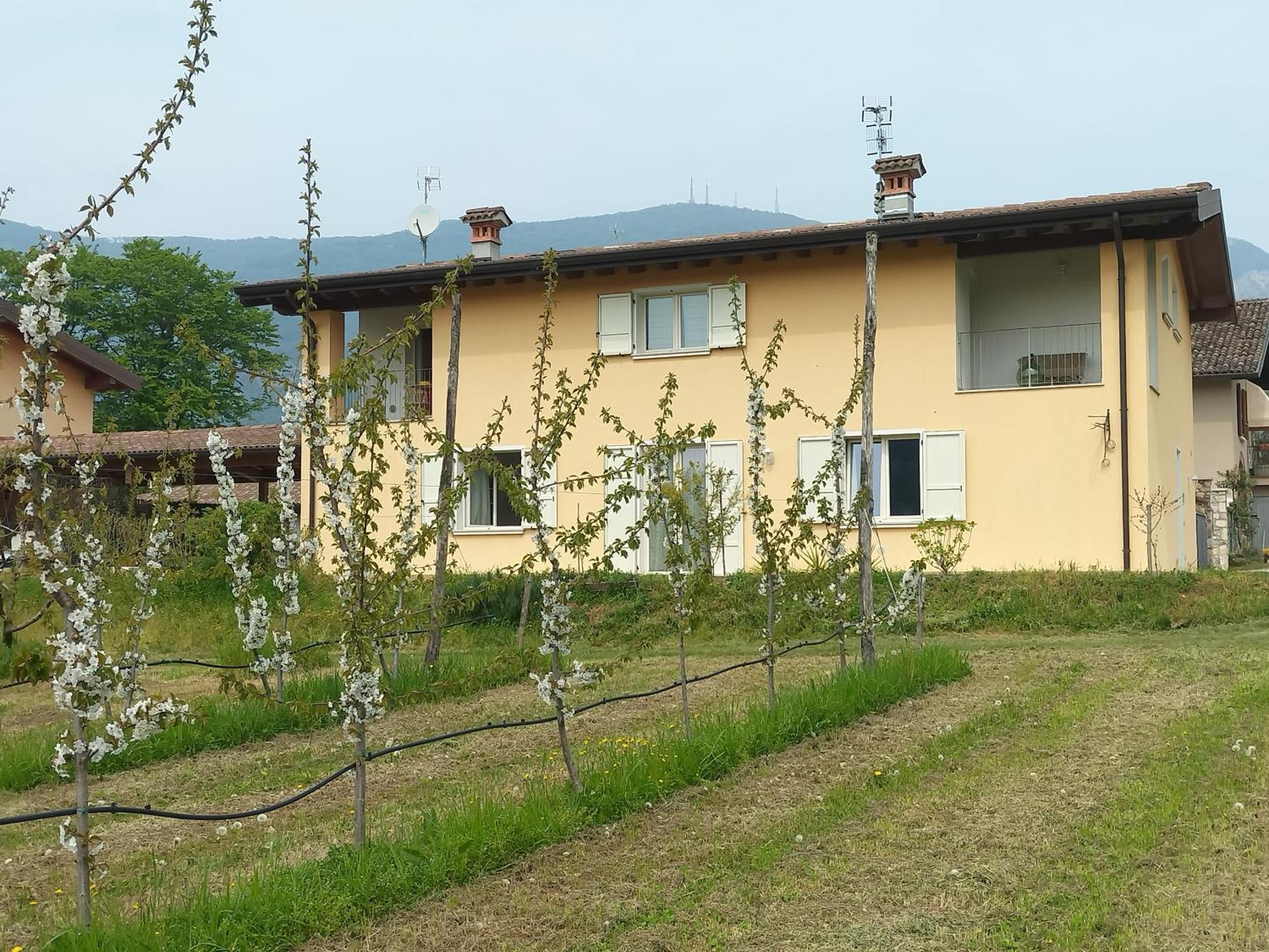 Ferienwohnung Cascina Legnago Bilocale A 6 Chilometri Da Salo' Villanuova sul clisi Exterior foto