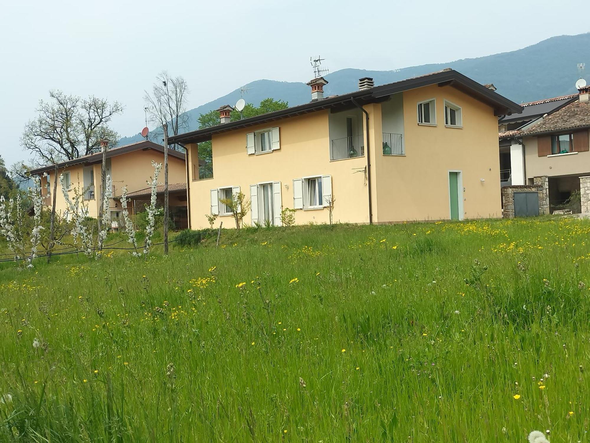 Ferienwohnung Cascina Legnago Bilocale A 6 Chilometri Da Salo' Villanuova sul clisi Exterior foto