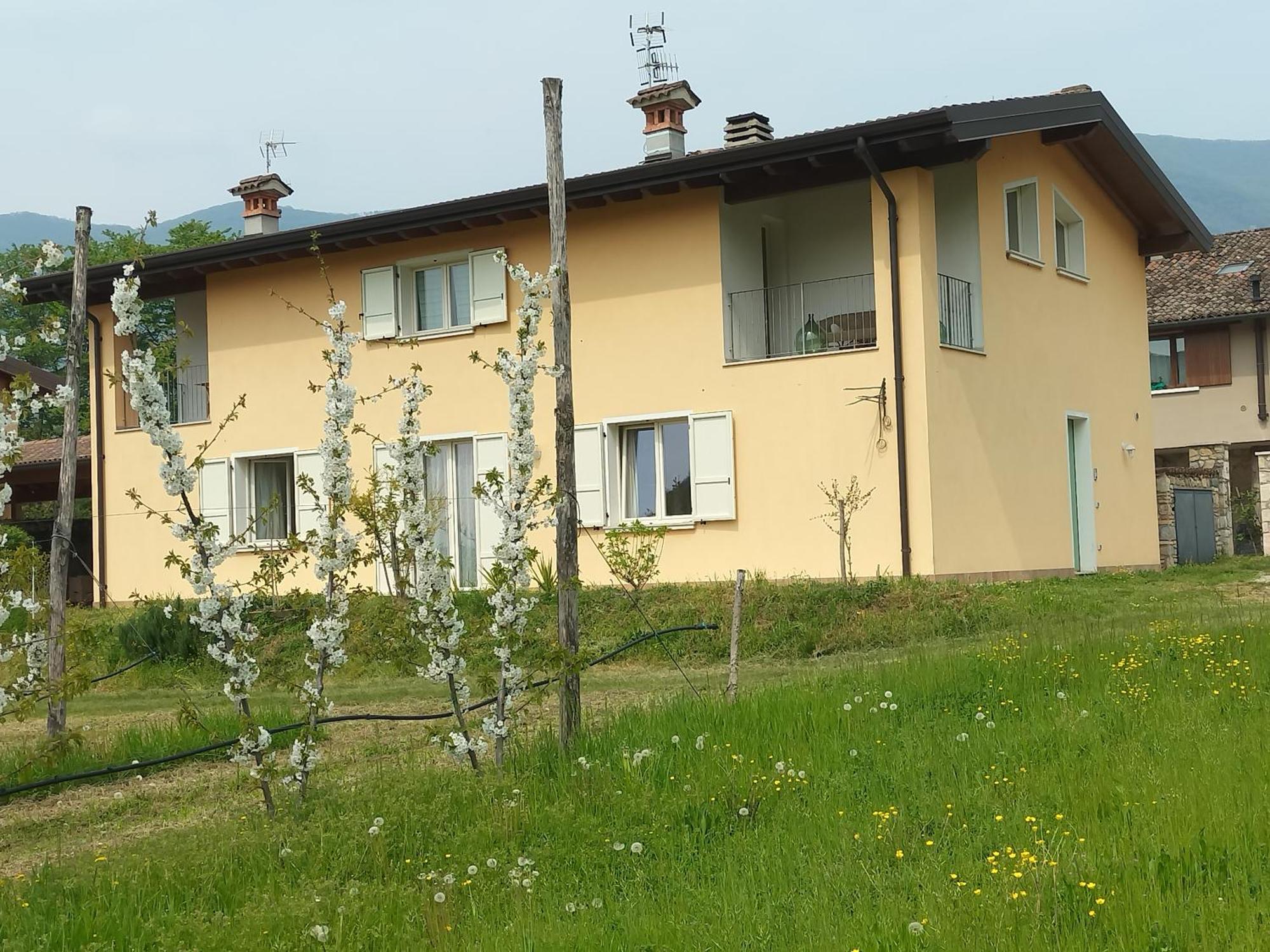 Ferienwohnung Cascina Legnago Bilocale A 6 Chilometri Da Salo' Villanuova sul clisi Exterior foto